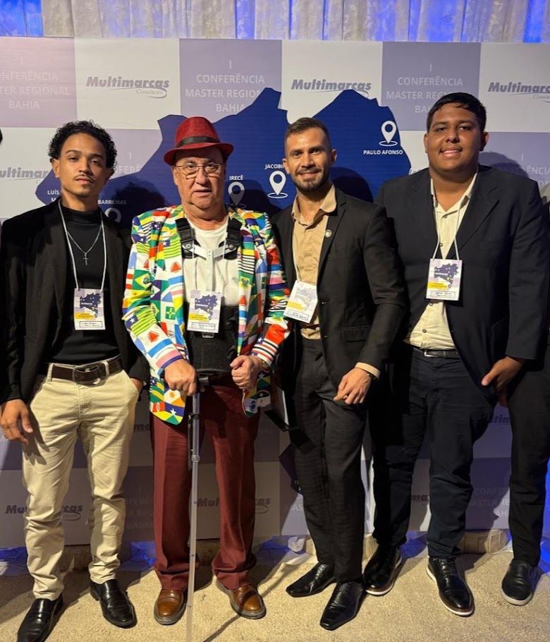 Equipe Gol D. com o presidente da Multimarcas Consórcios na I Conferência Master Regional Bahia